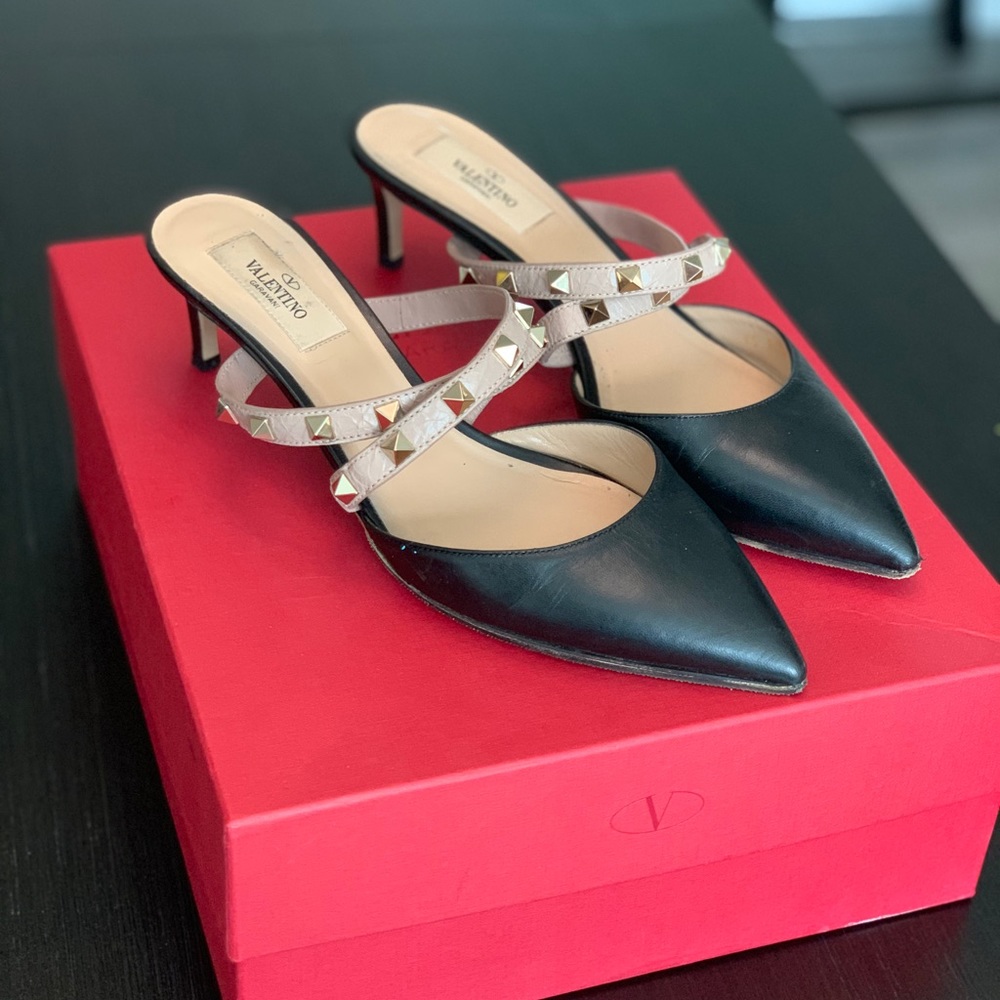 Valentino Caravani rockstuds sliders/heels 💖 - Picture 3 of 15